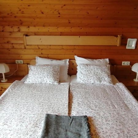 Sonnenplatz Appartment Ploninger Landhaus Бад Клайнкирххайм Екстериор снимка
